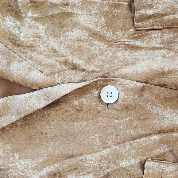 NWOT..Gold Blazer - Picture 7 of 9